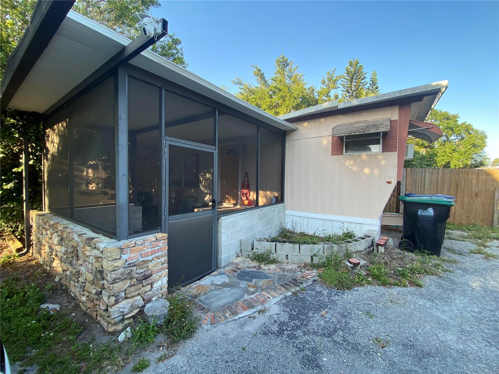 4401 MOBILAIRE DRIVE