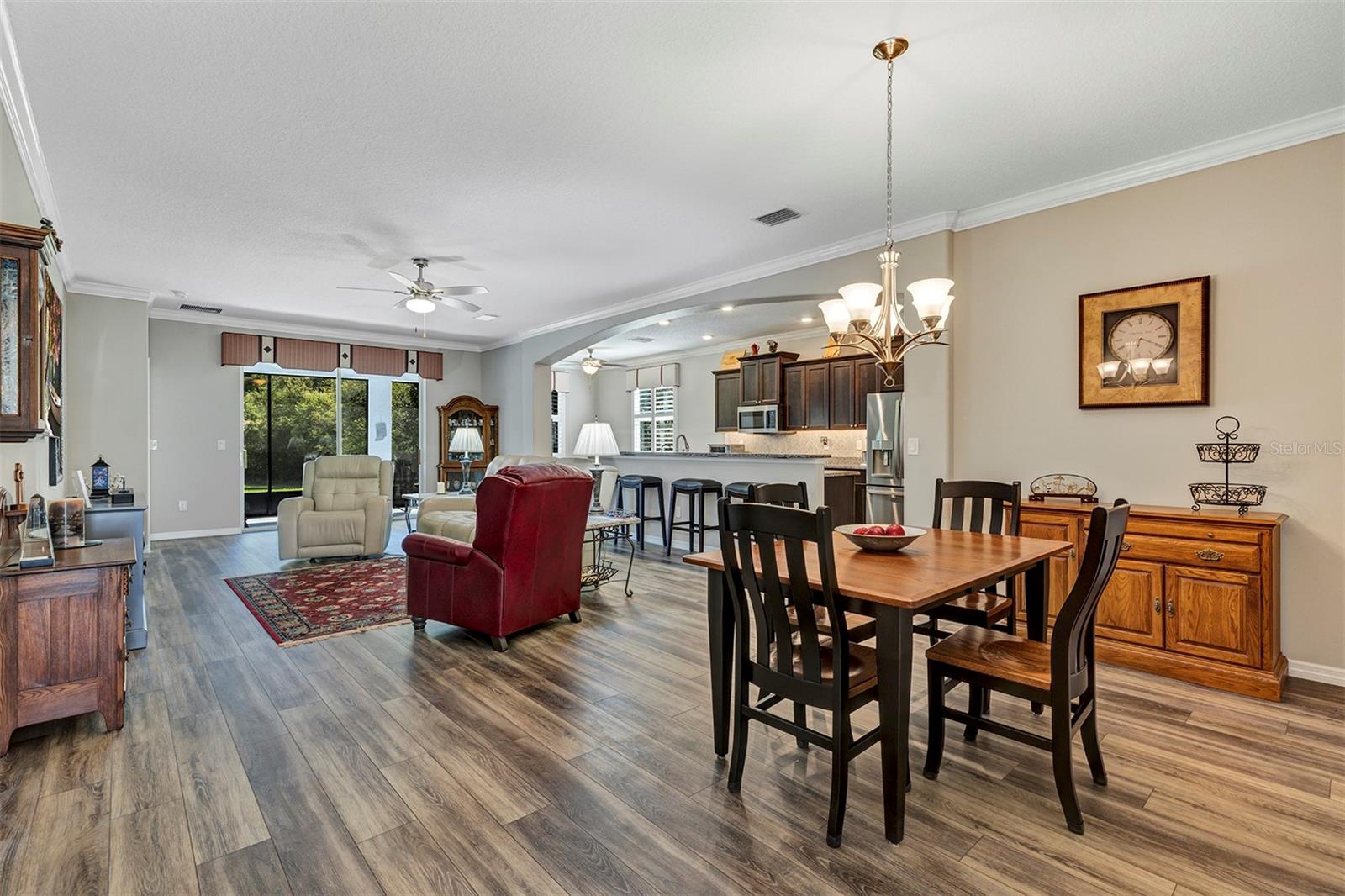 ARLINGTON RIDGE - Residential