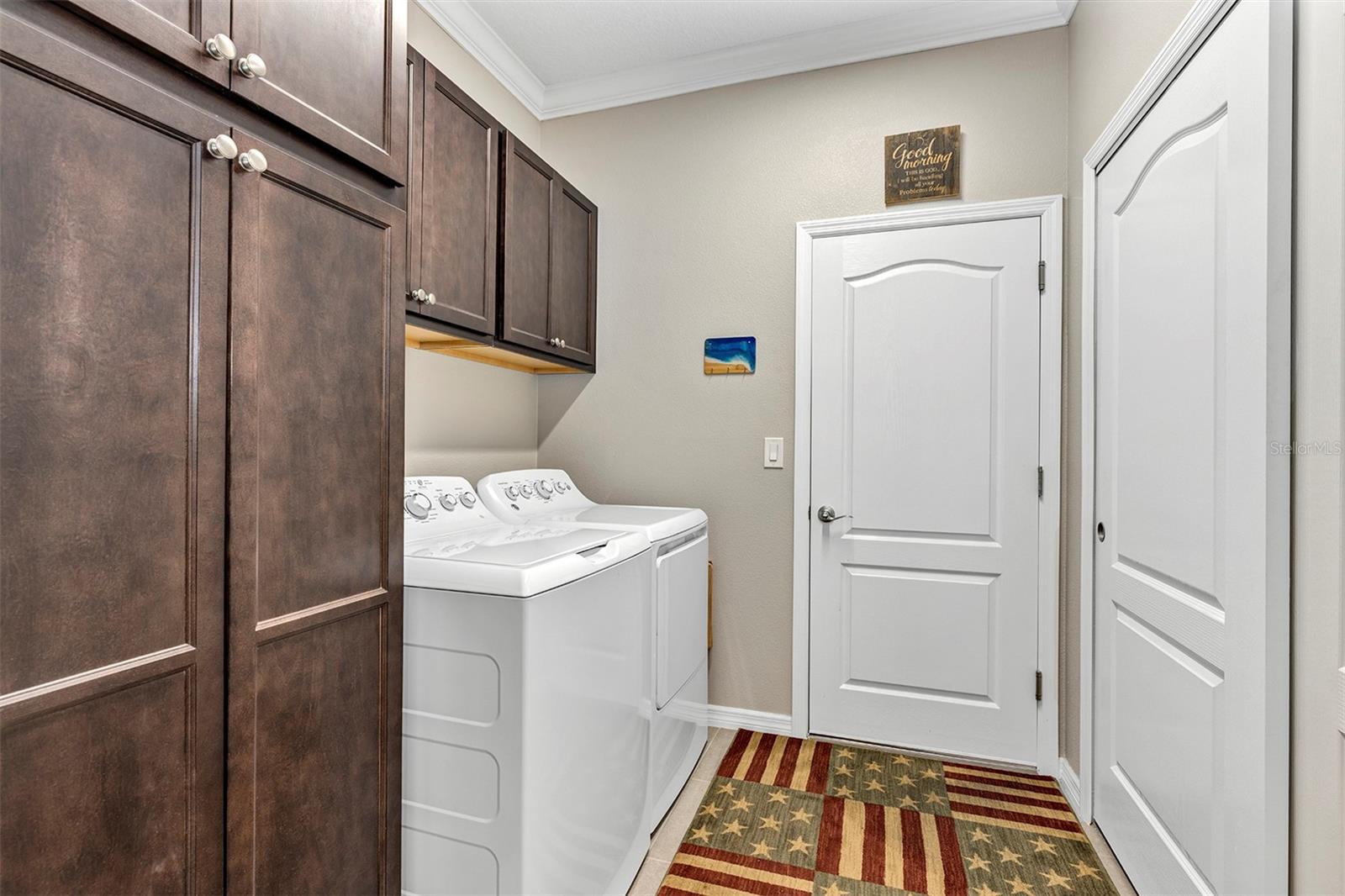 ARLINGTON RIDGE - Residential