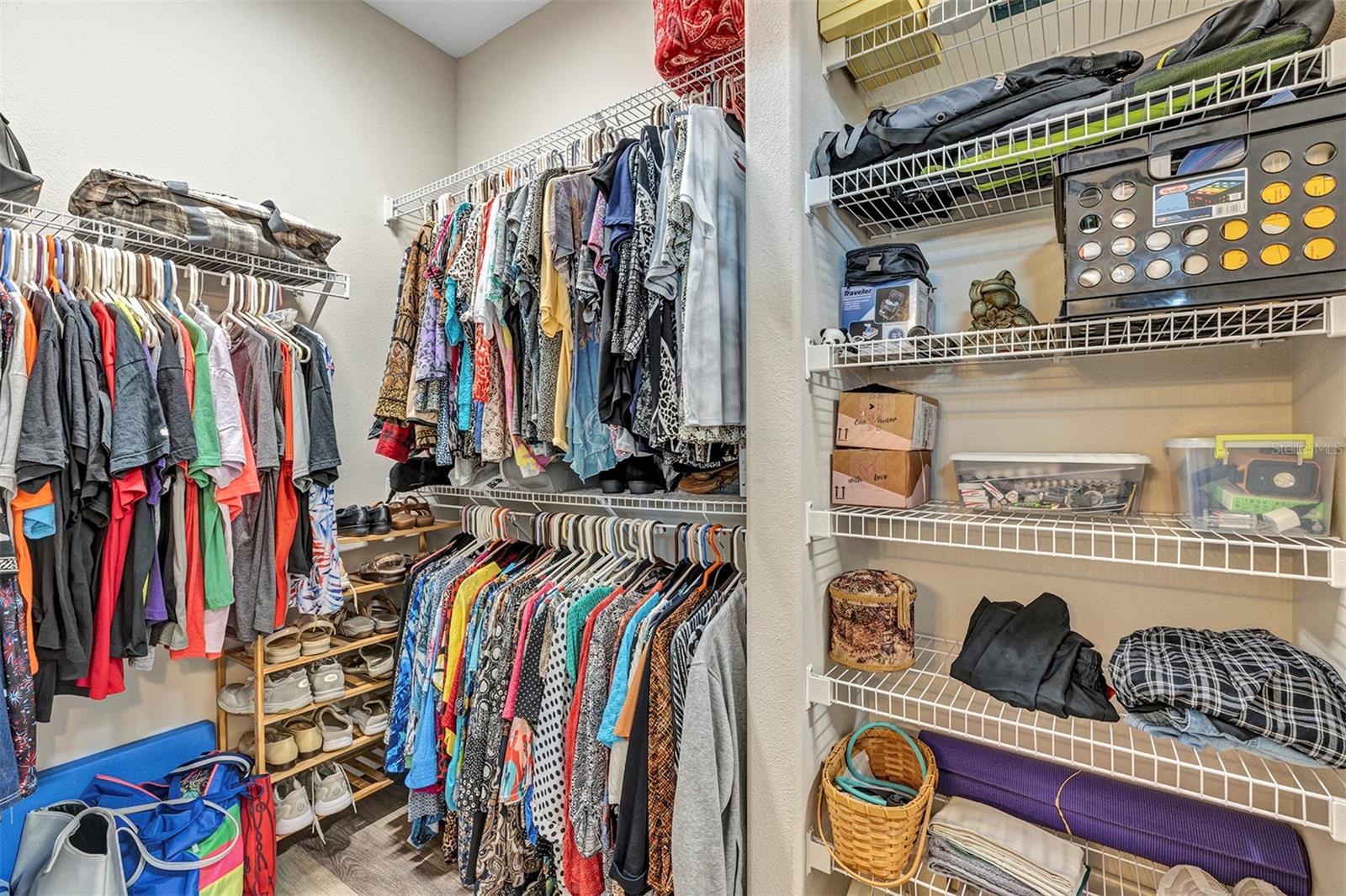 ARLINGTON RIDGE - Residential