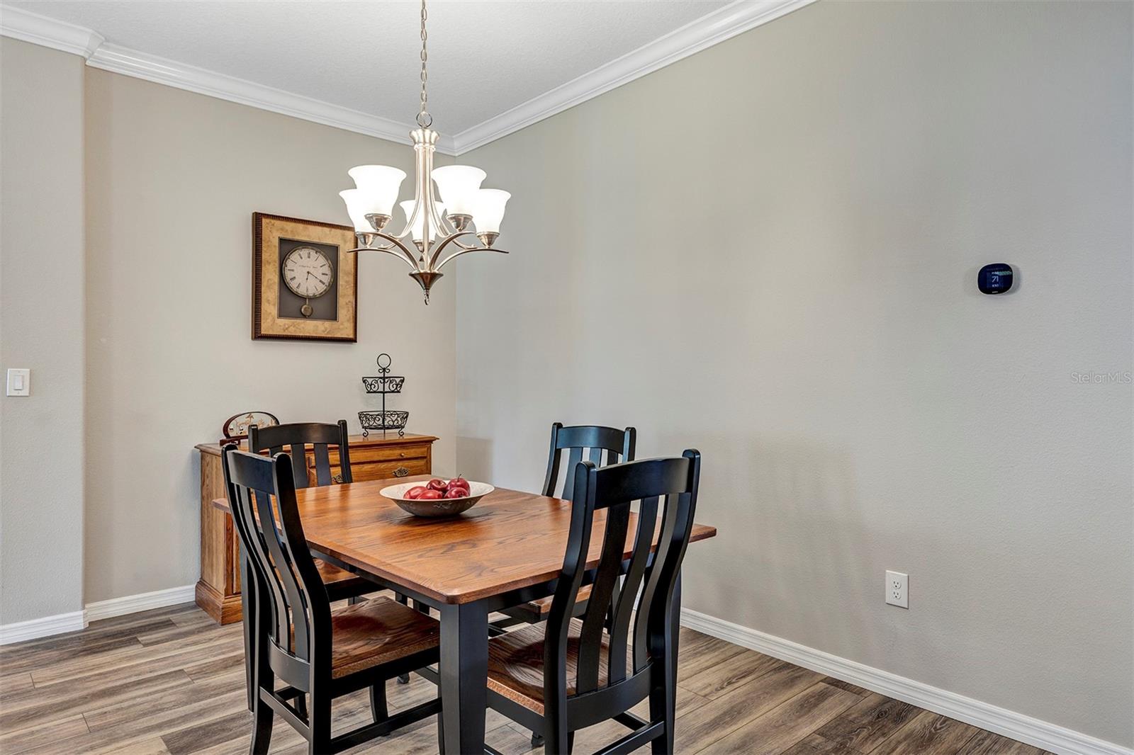 ARLINGTON RIDGE - Residential