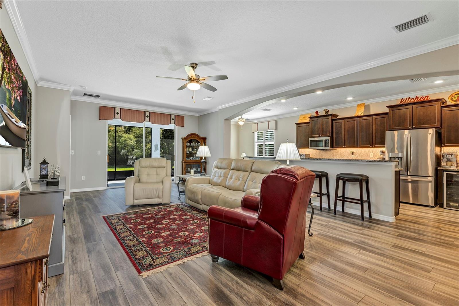 ARLINGTON RIDGE - Residential