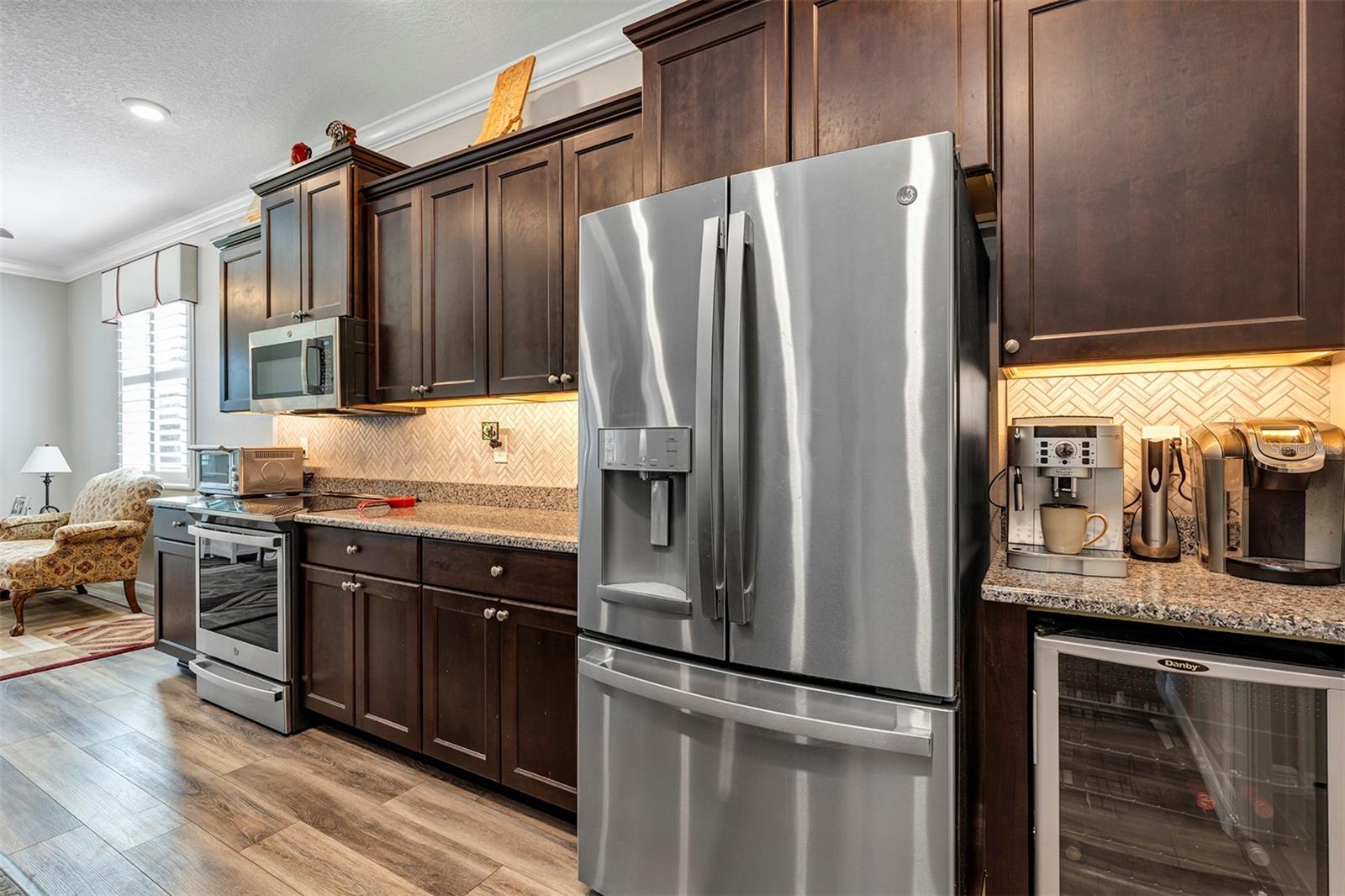 ARLINGTON RIDGE - Residential