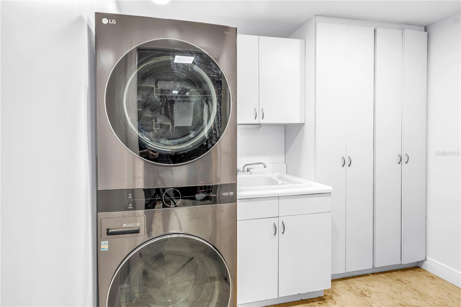 BAYFRONT TOWER CONDO - Residential