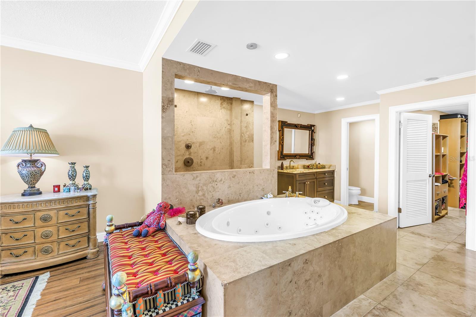 BAYFRONT TOWER CONDO - Residential