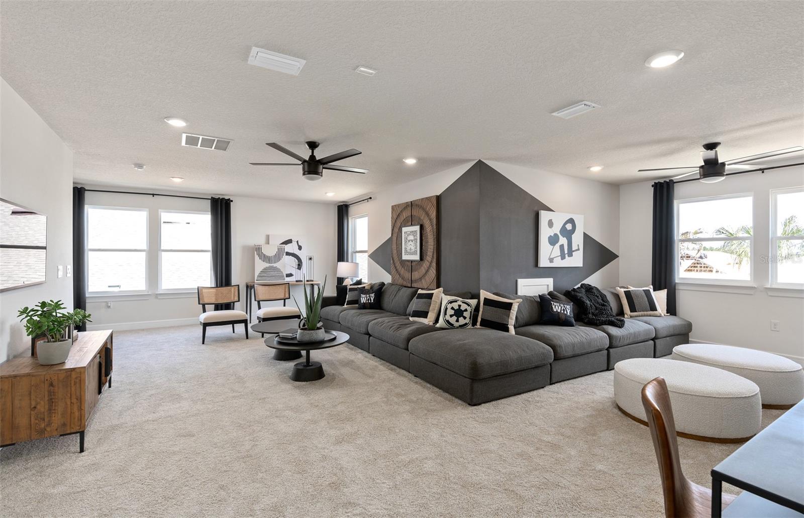 DEL WEBB OASIS - Residential