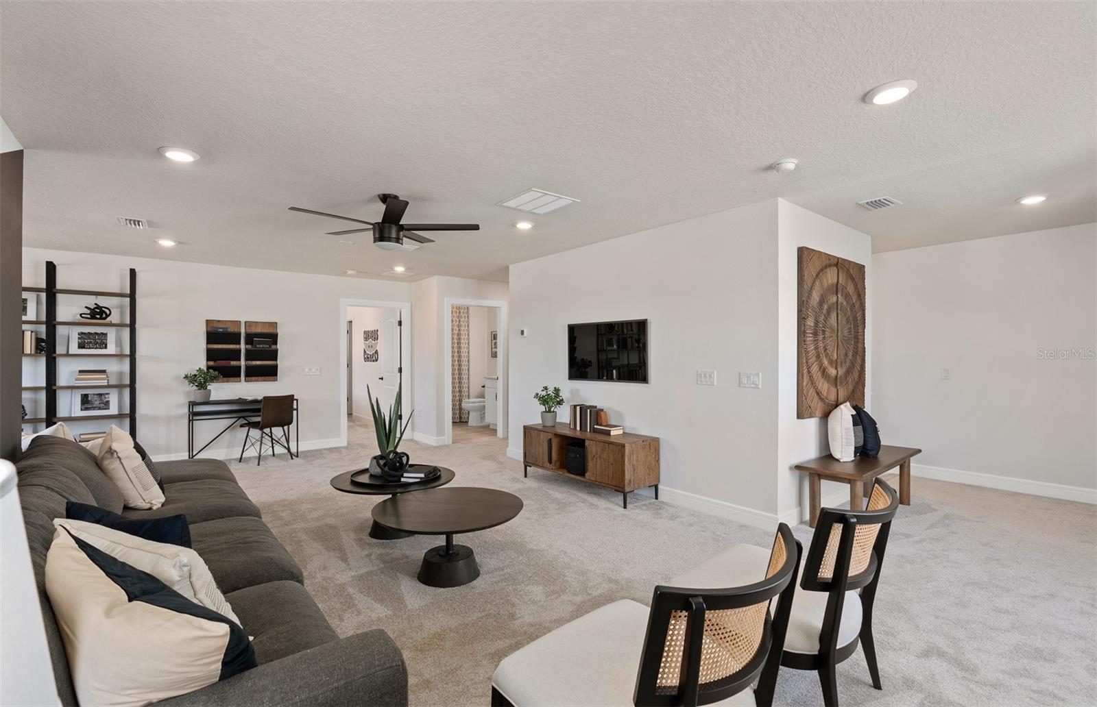 DEL WEBB OASIS - Residential