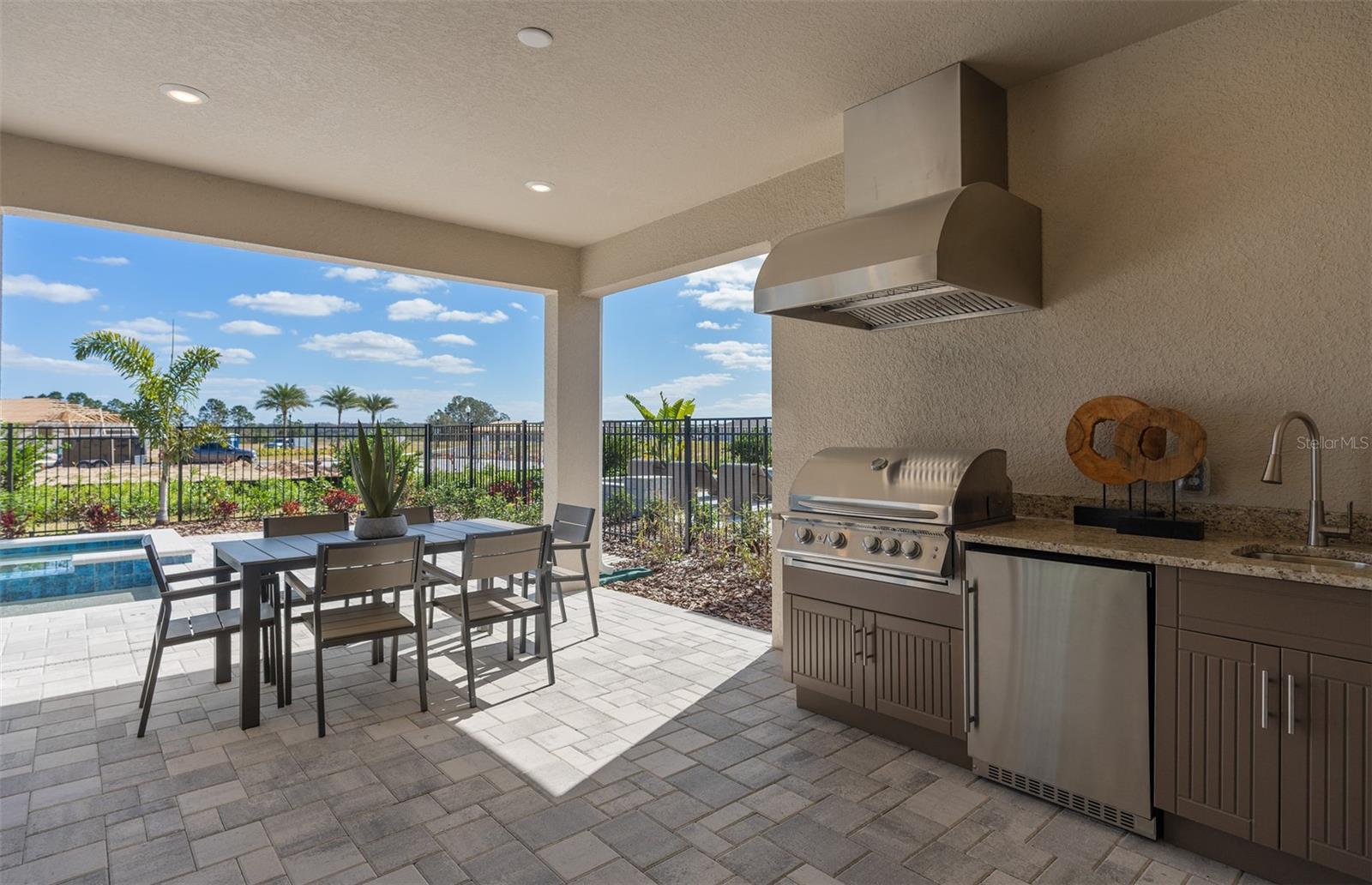 DEL WEBB OASIS - Residential