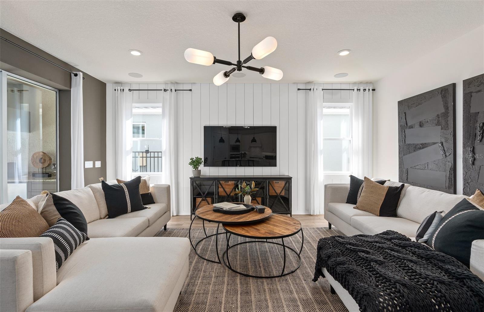 DEL WEBB OASIS - Residential