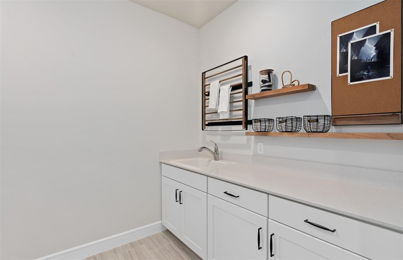 DEL WEBB OASIS - Residential