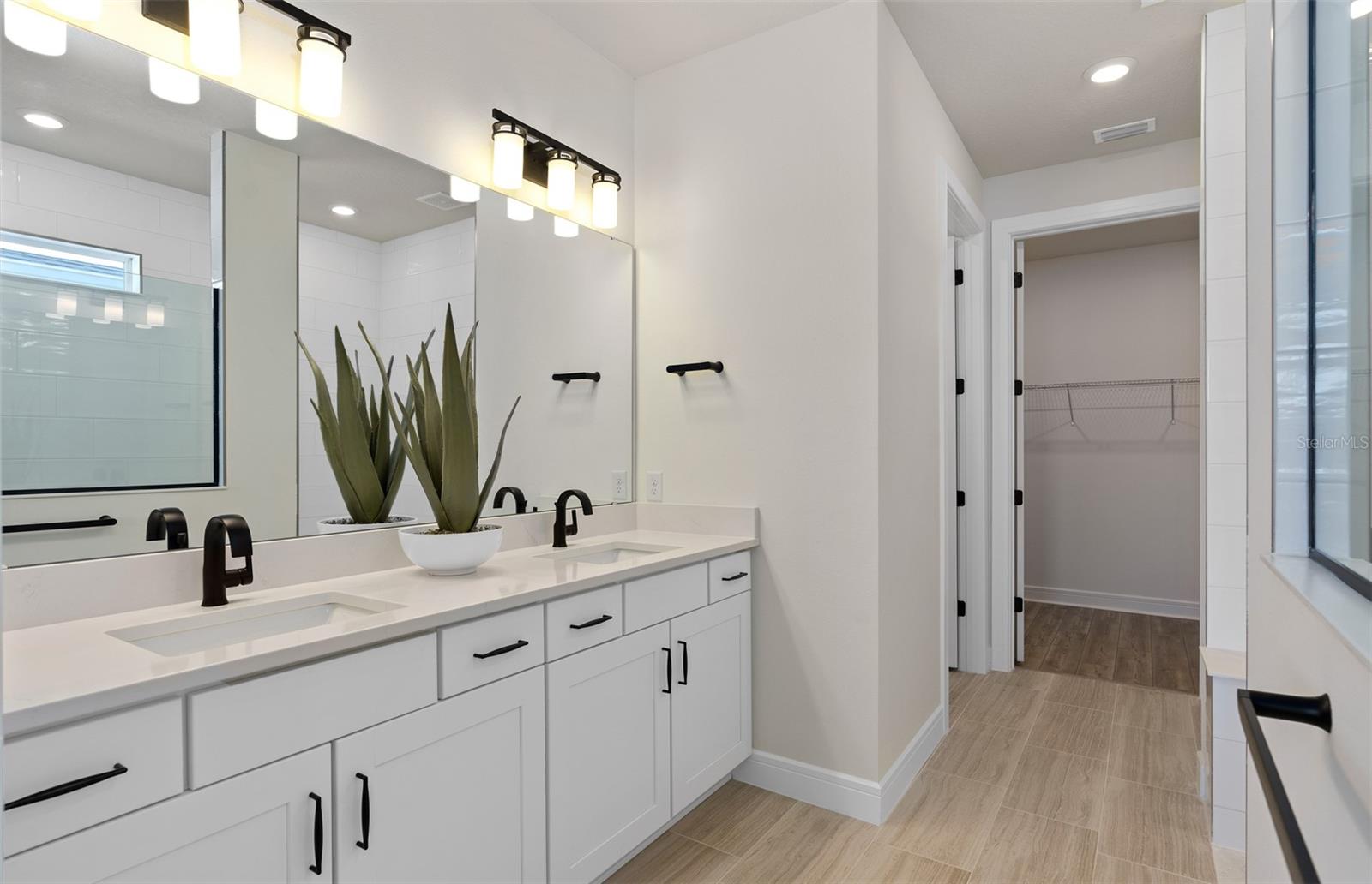 DEL WEBB OASIS - Residential