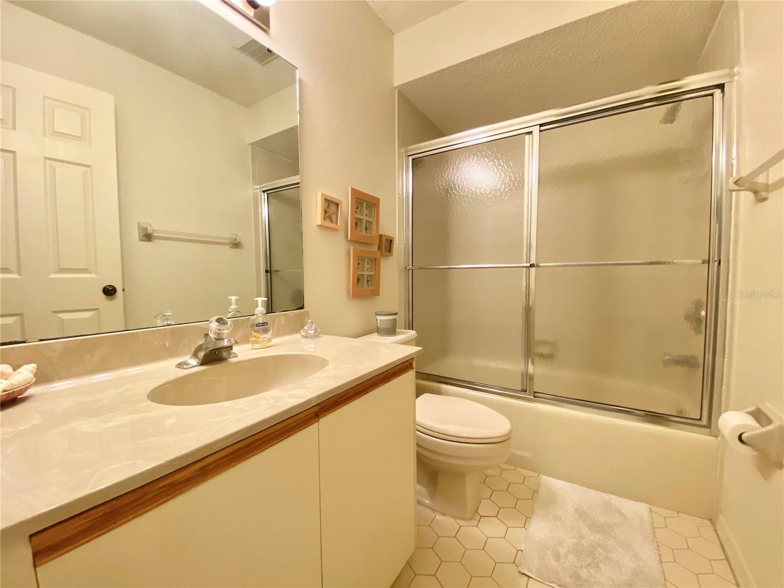 WOODLAND GREEN - Residential Lease