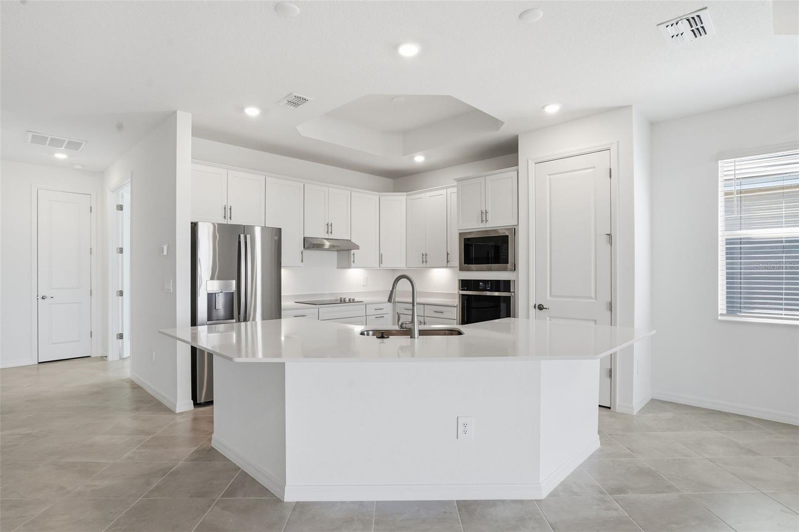 WELLEN PARK GOLF & COUNTRY CLUB - Residential