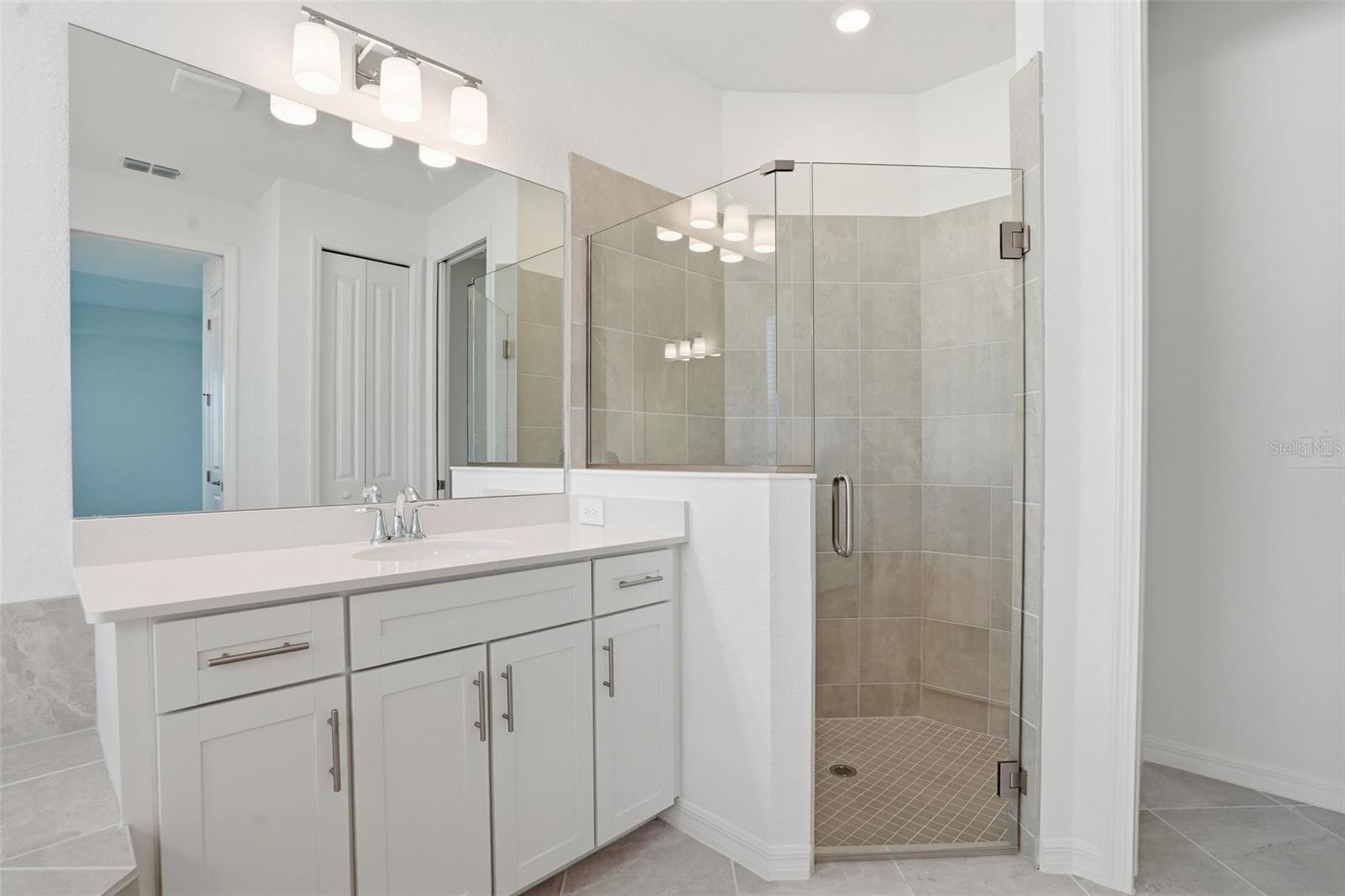 WELLEN PARK GOLF & COUNTRY CLUB - Residential