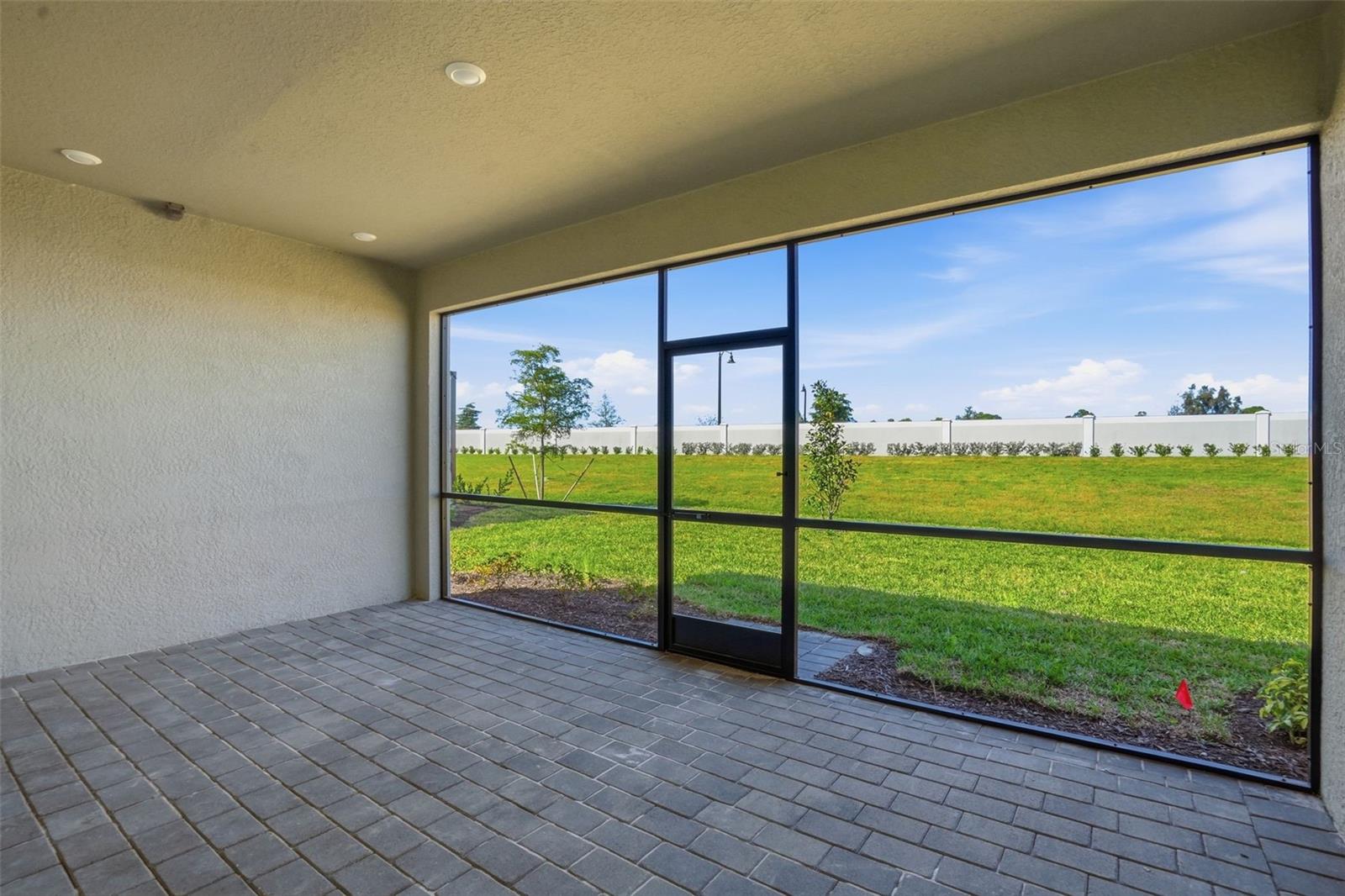 WELLEN PARK GOLF & COUNTRY CLUB - Residential