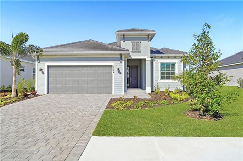 13044 TULUM LOOP VENICE FL 34293