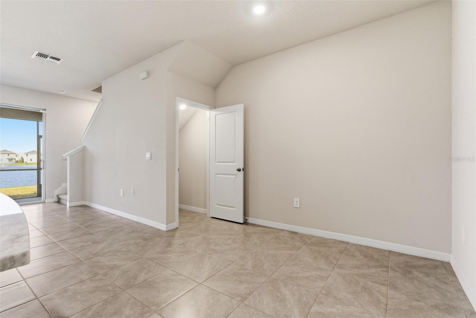 STAR FARMS PH IV SUBPH F-L-M - Residential