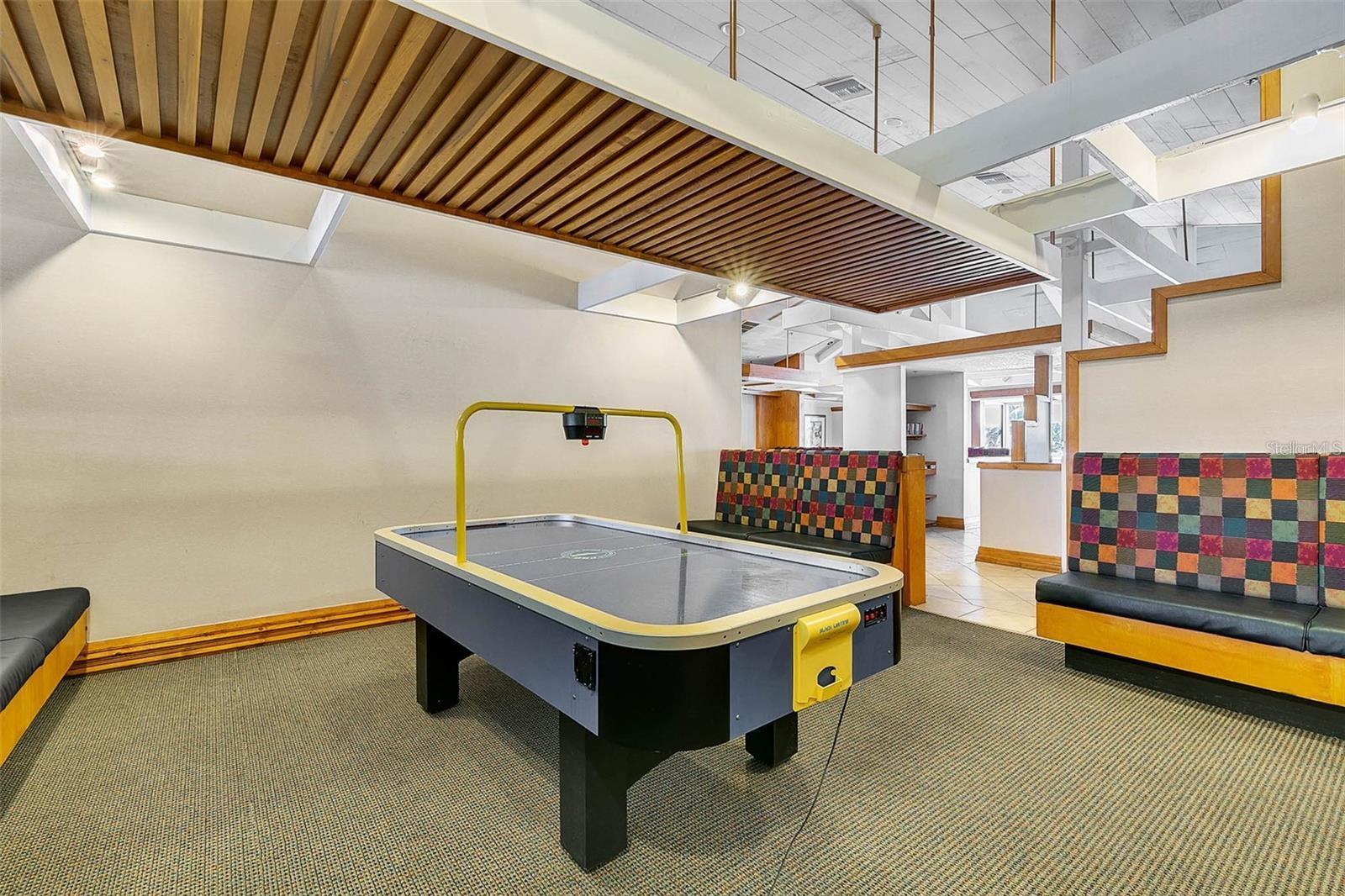 ISLAND CLUB WEST PH 1 - Residential Lease