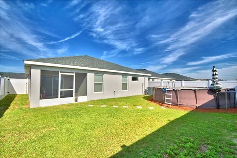 A home in AUBURNDALE