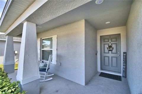 A home in AUBURNDALE