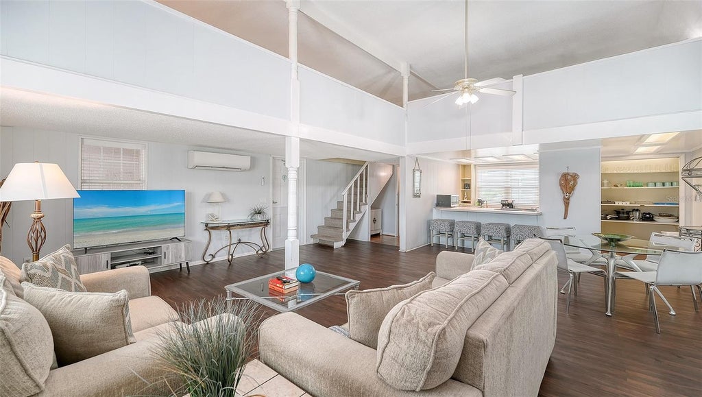 Photo of 3453 Gulf Of Mexico Drive #200, Longboat Key, FL 34228 (MLS # A4703638)