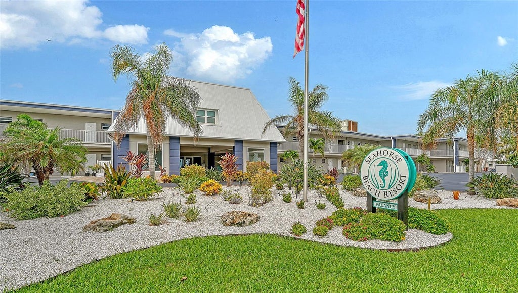 Photo of 3453 Gulf Of Mexico Drive #200, Longboat Key, FL 34228 (MLS # A4703638)