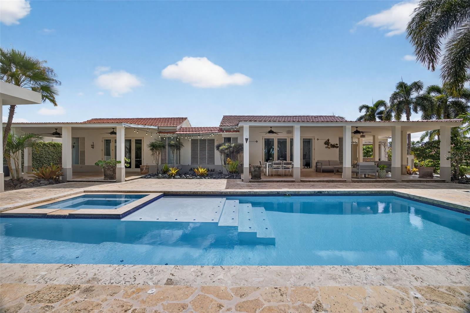 SABANERA DORADO - Residential