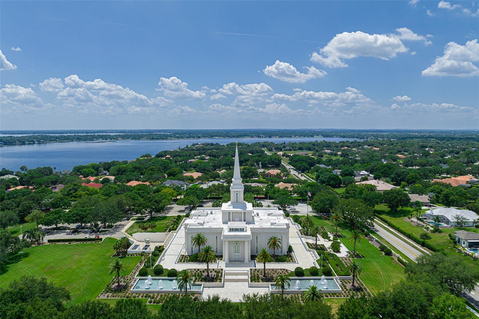 WESTMINSTER LANDING PH 01 - Residential