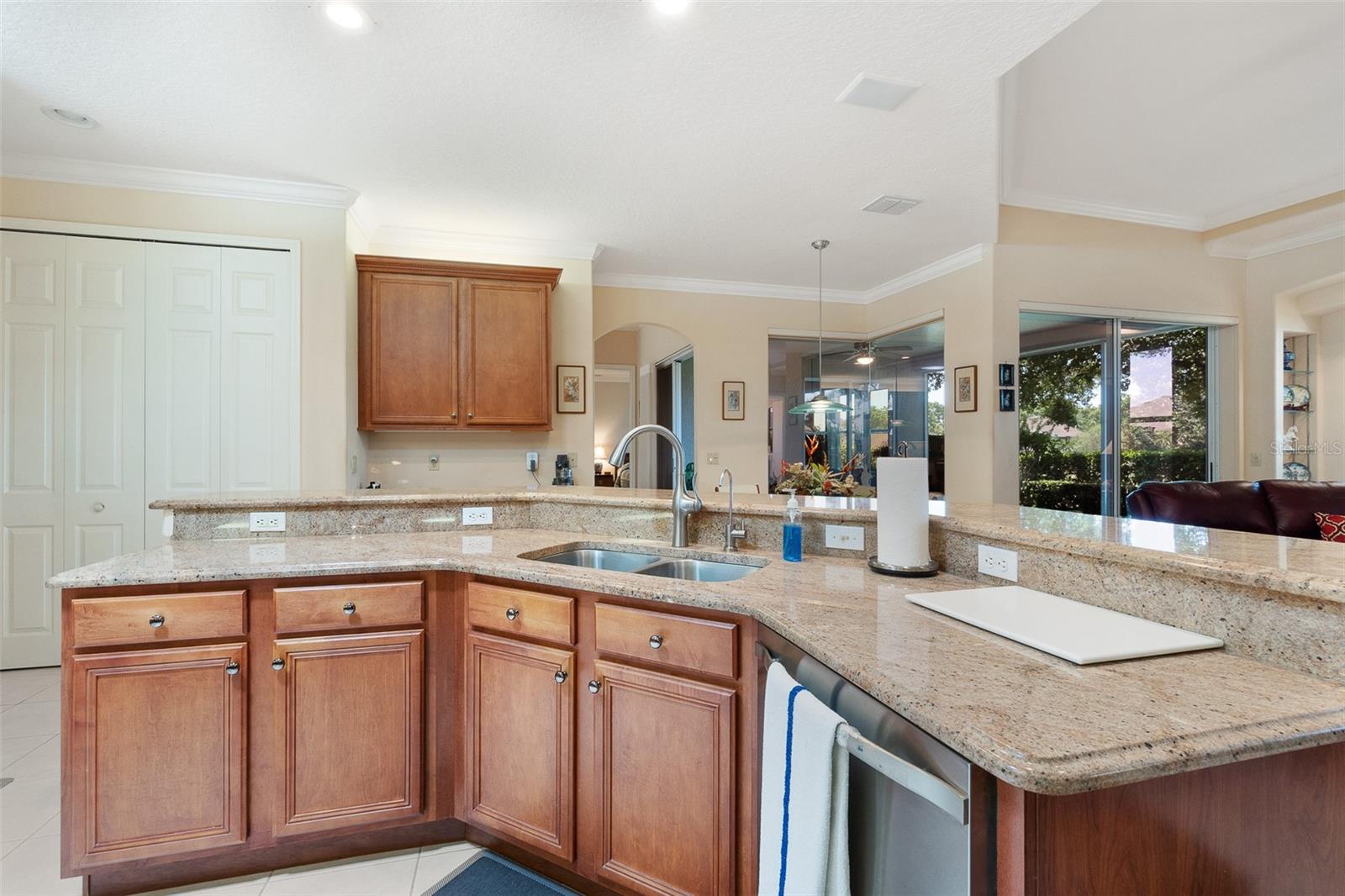 WESTMINSTER LANDING PH 01 - Residential