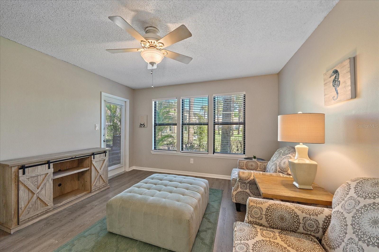 VINTAGE GRAND - Residential