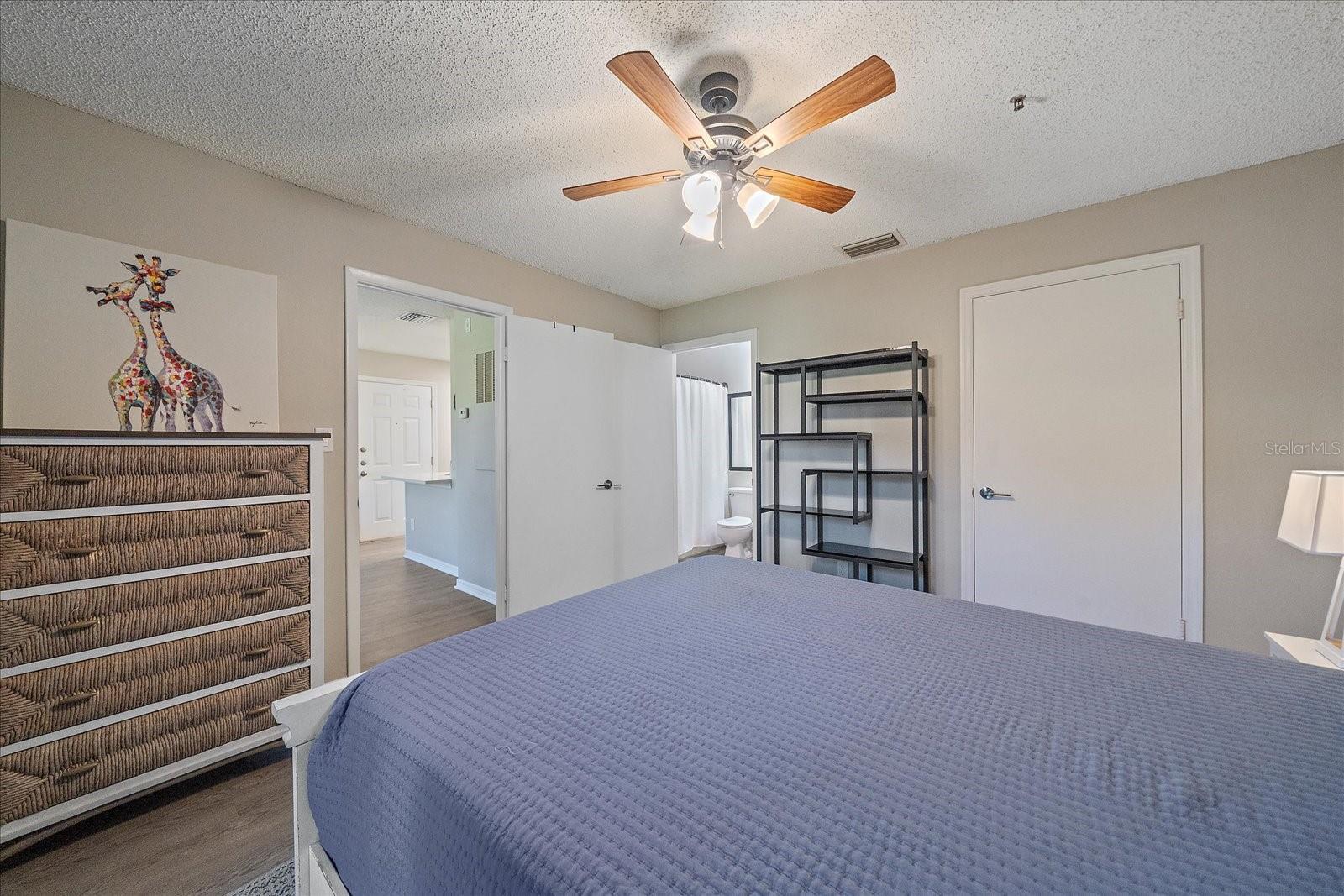 VINTAGE GRAND - Residential