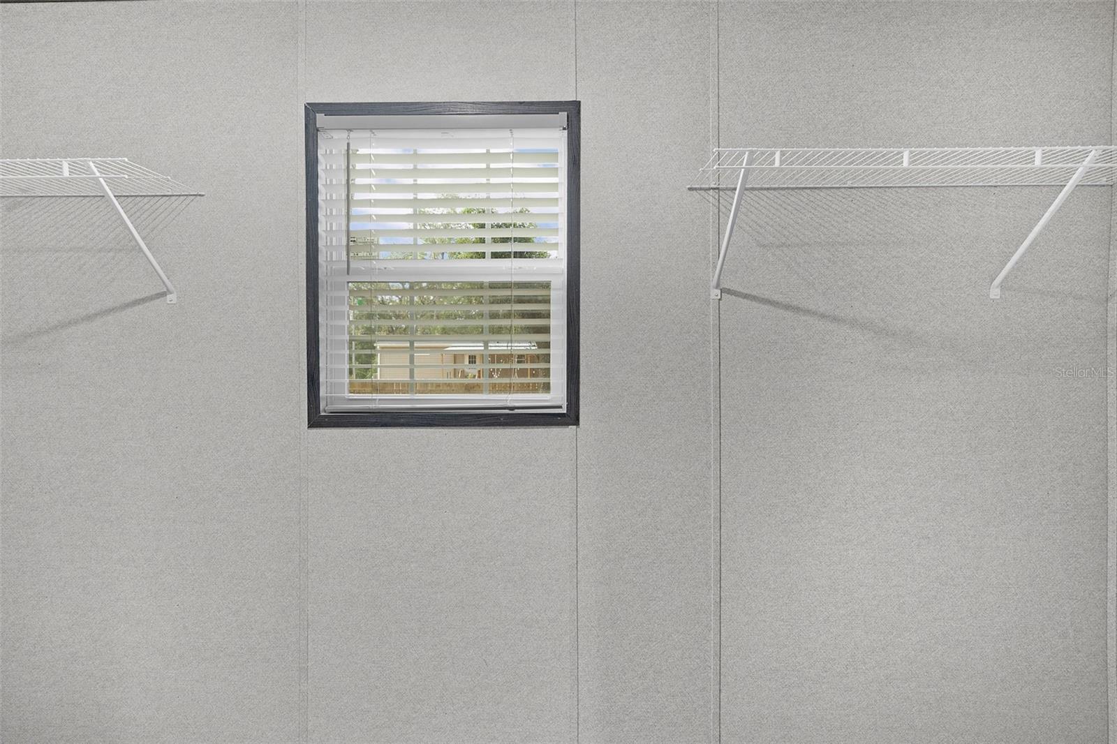 ROYAL OAKS RETREATS - Residential