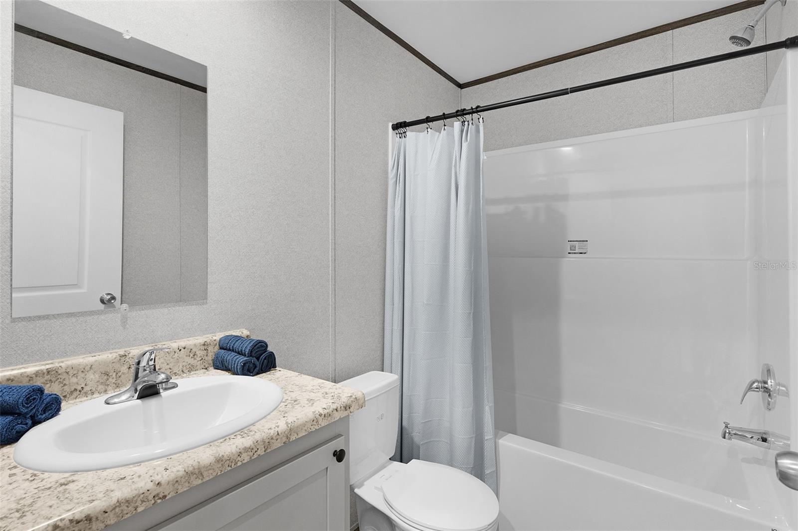 ROYAL OAKS RETREATS - Residential