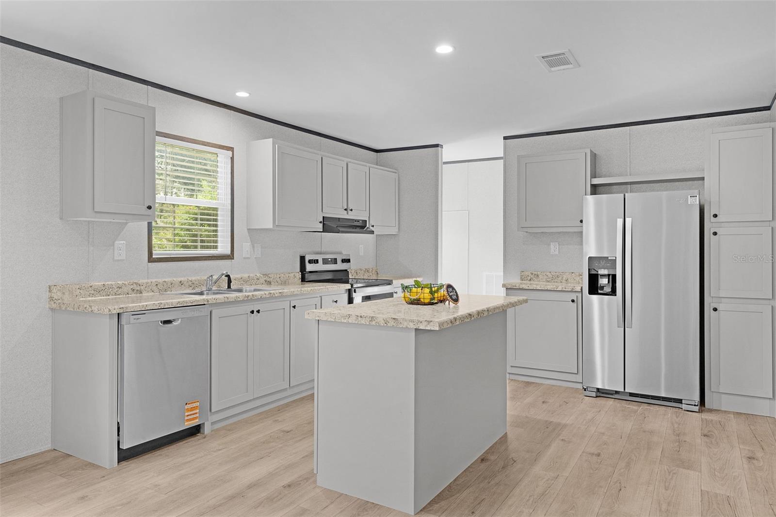 ROYAL OAKS RETREATS - Residential