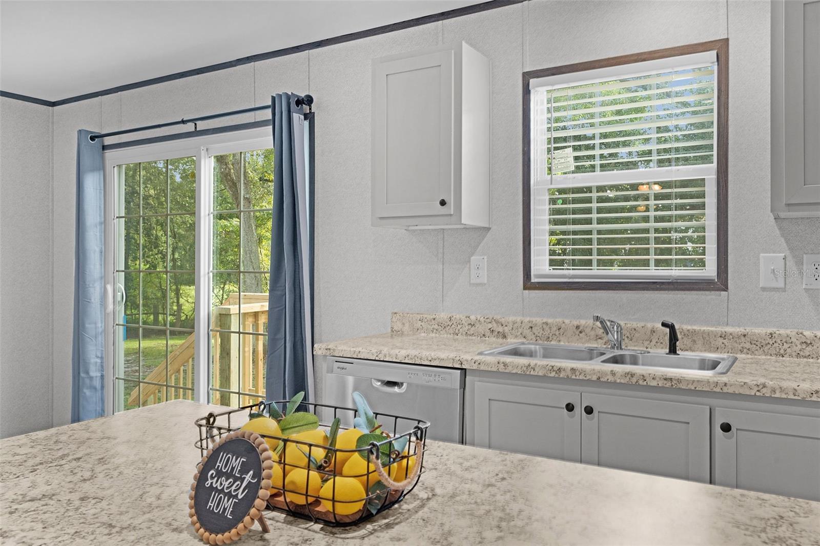 ROYAL OAKS RETREATS - Residential