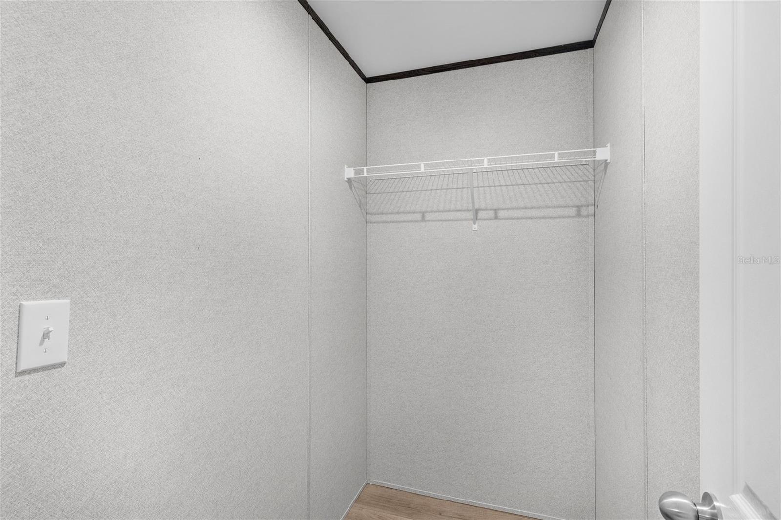 ROYAL OAKS RETREATS - Residential