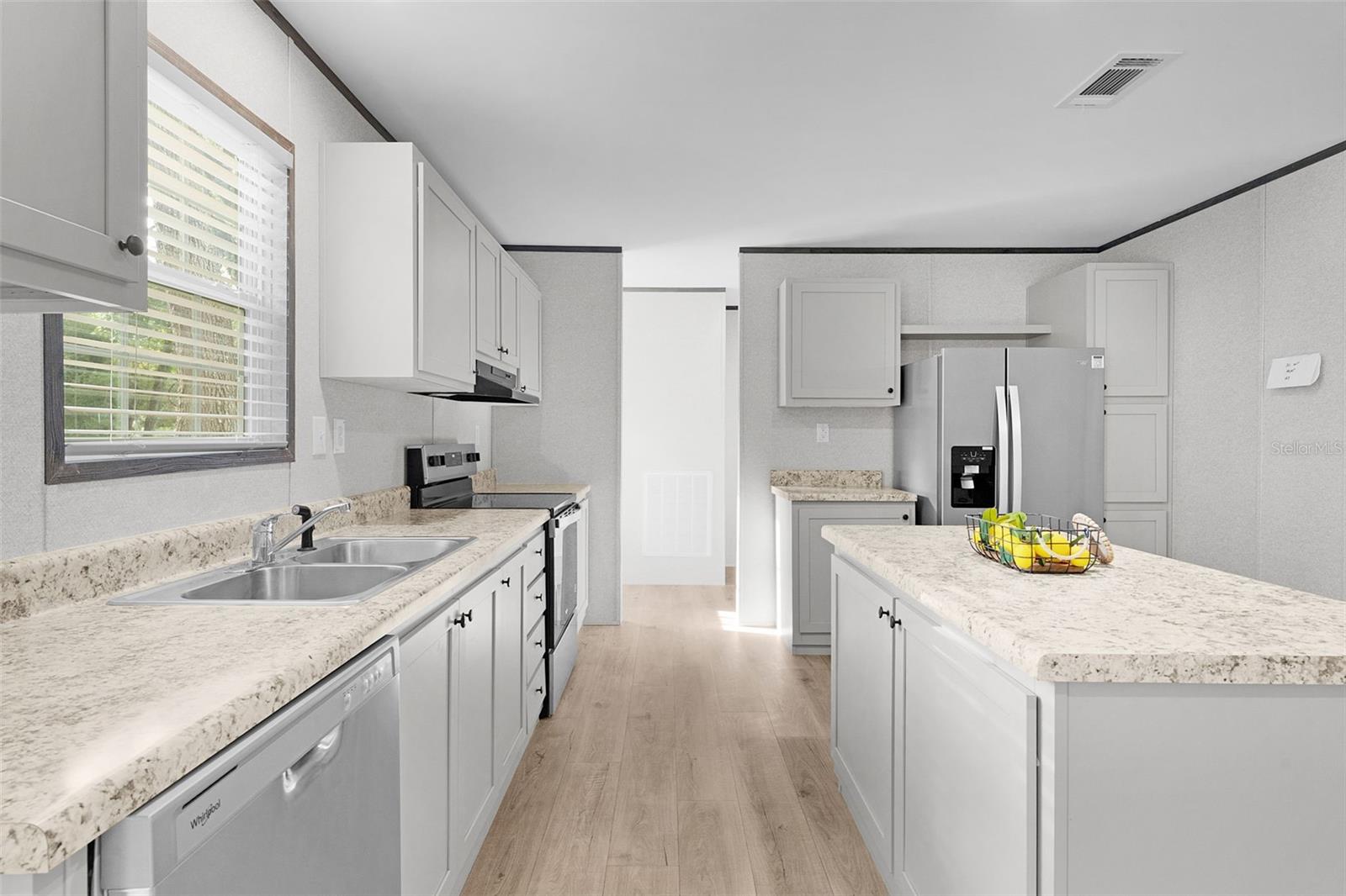 ROYAL OAKS RETREATS - Residential