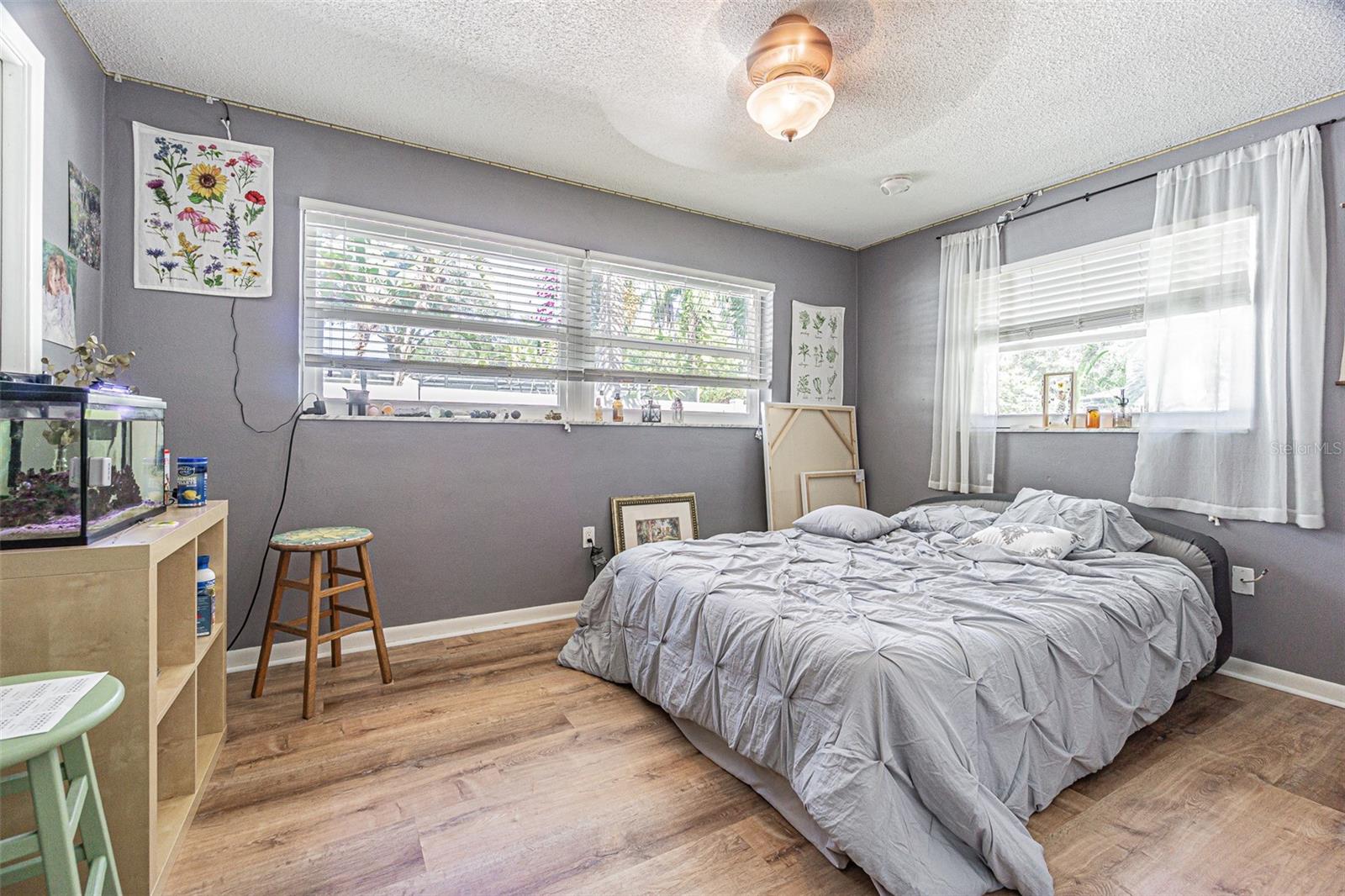 SPANISH OAKS - Residential