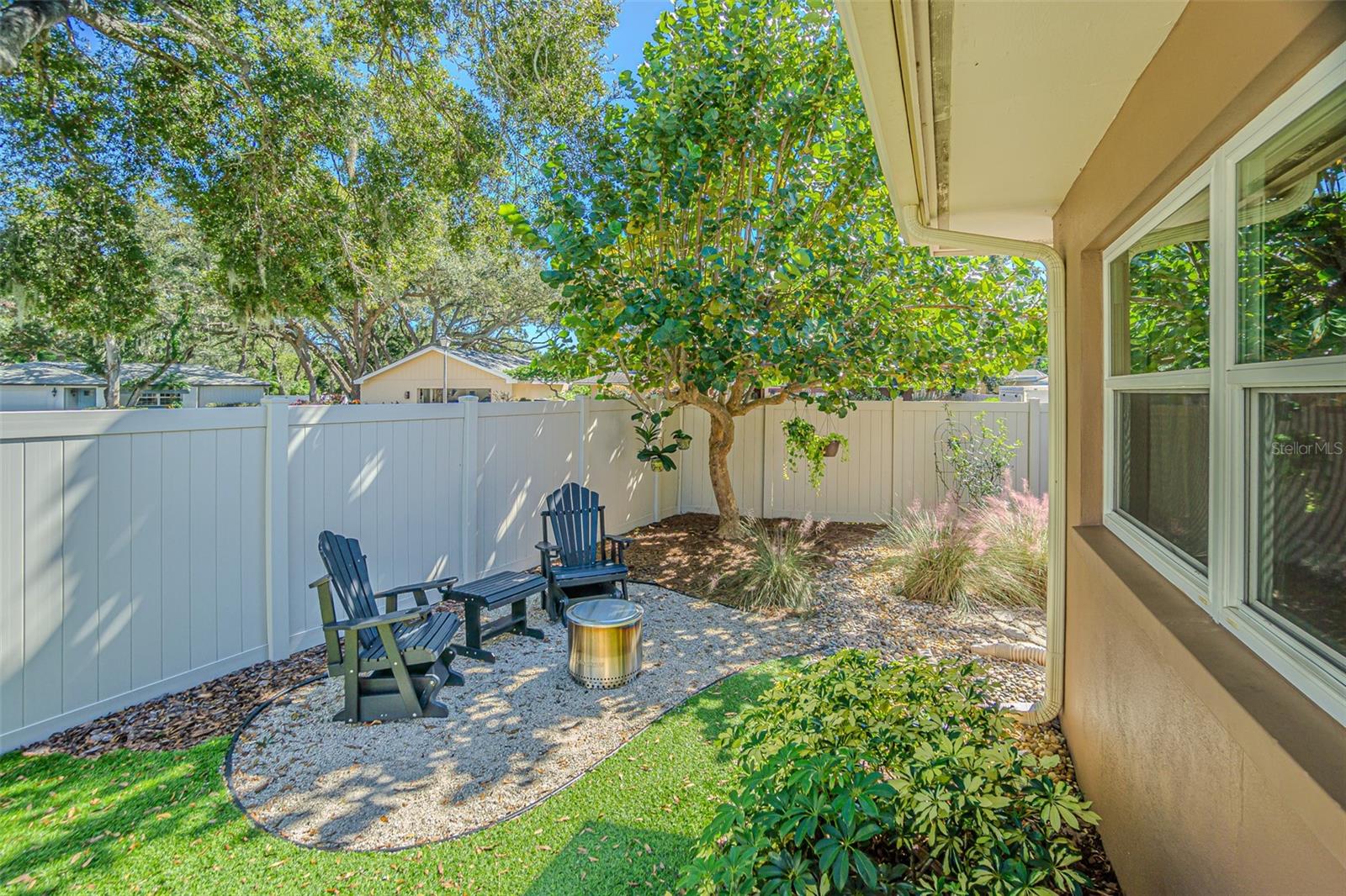 SPANISH OAKS - Residential