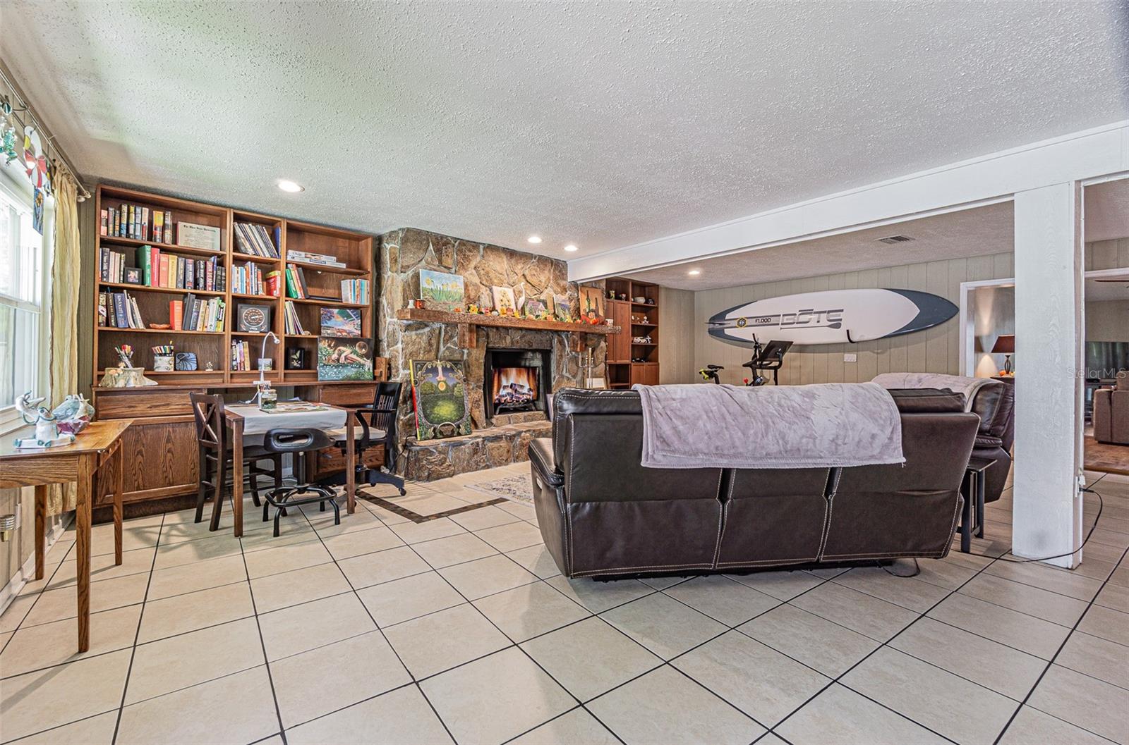 SPANISH OAKS - Residential