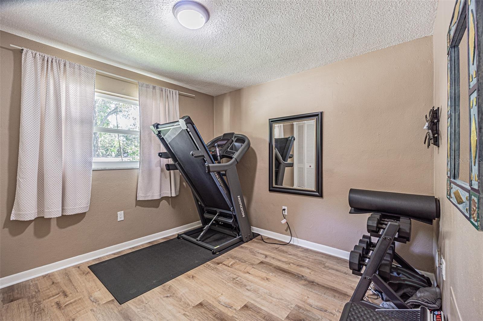 SPANISH OAKS - Residential