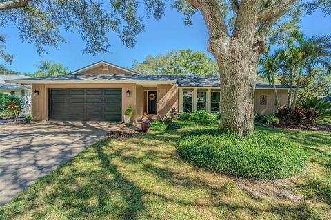 936 HIGHVIEW DRIVE PALM HARBOR FL 34683