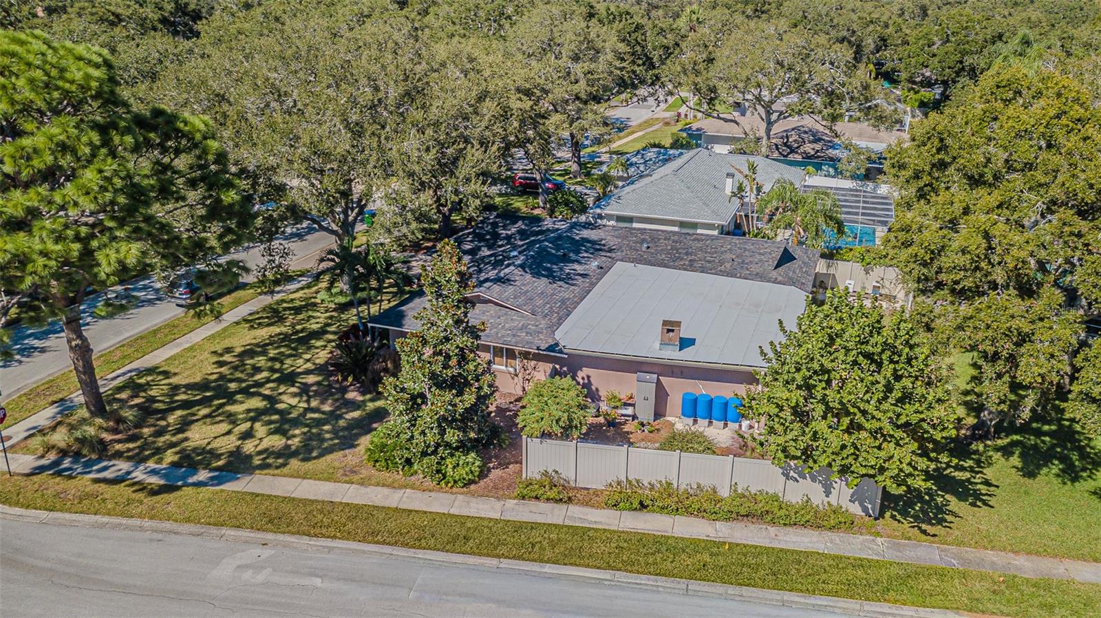 SPANISH OAKS - Residential