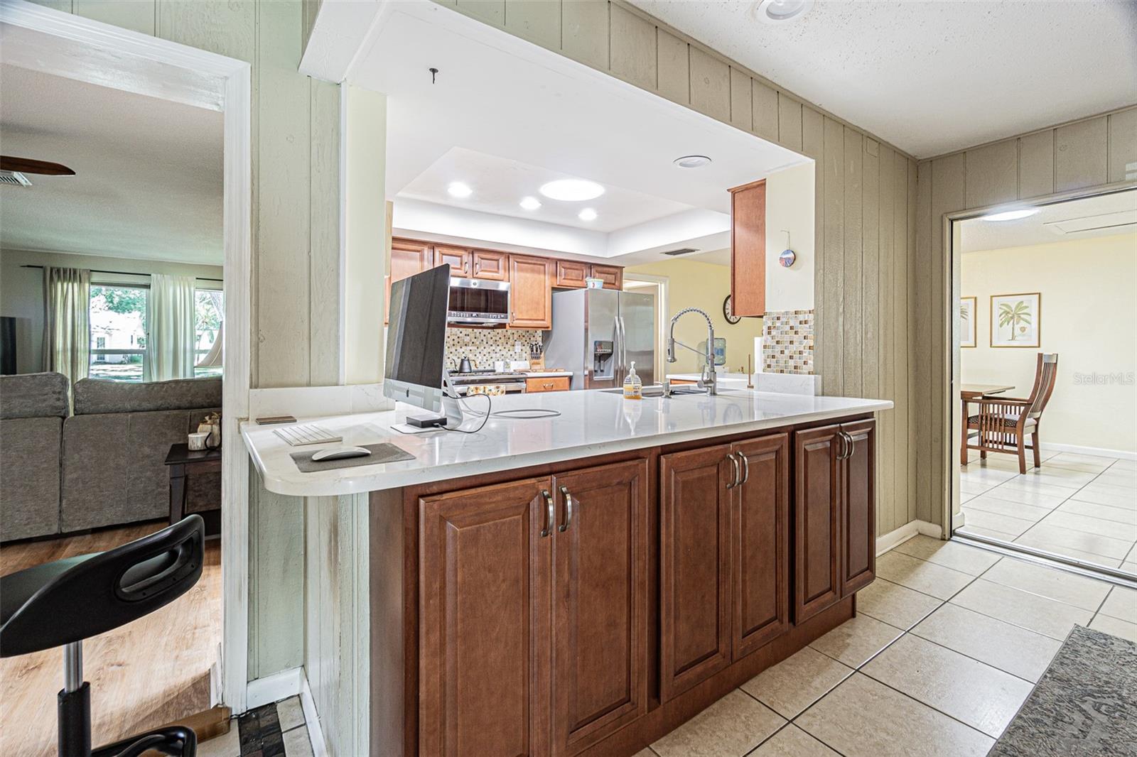 SPANISH OAKS - Residential