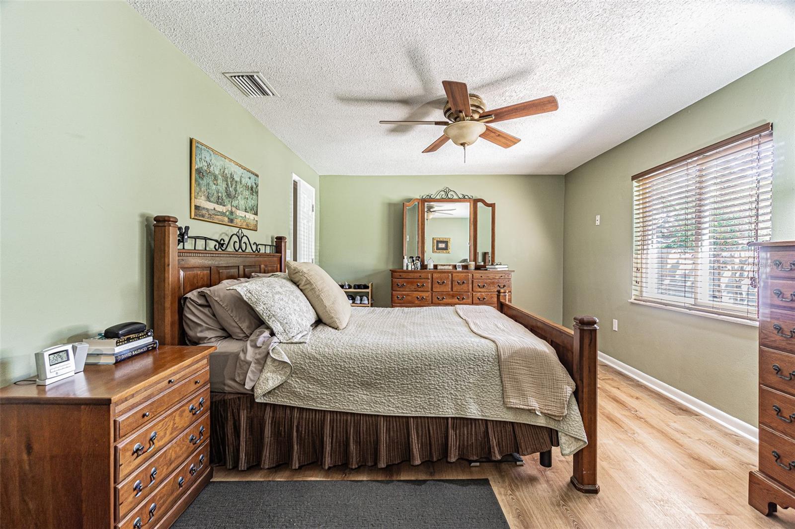 SPANISH OAKS - Residential