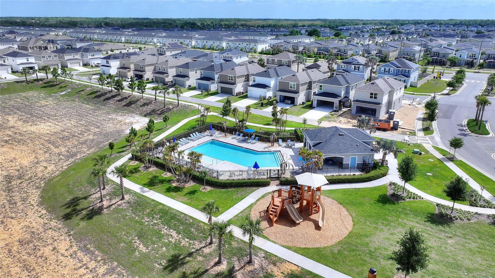 BELLAVIVA PH 2 - Residential