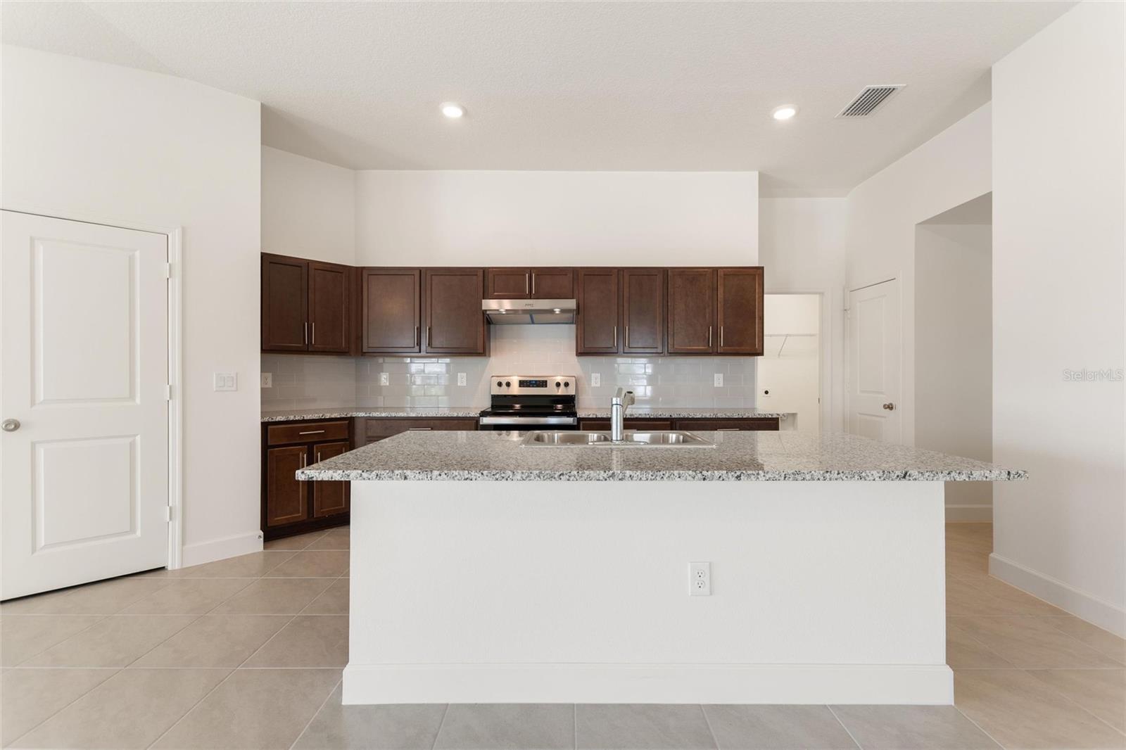 BELLAVIVA PH 2 - Residential