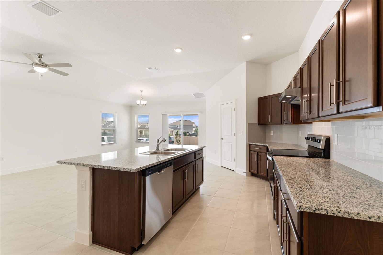 BELLAVIVA PH 2 - Residential