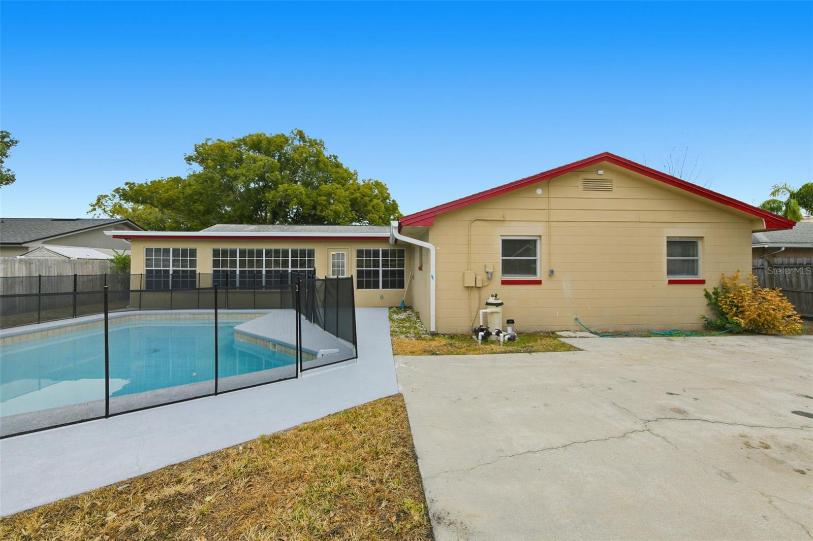 EASTBROOK SUB UNIT 14 - Residential