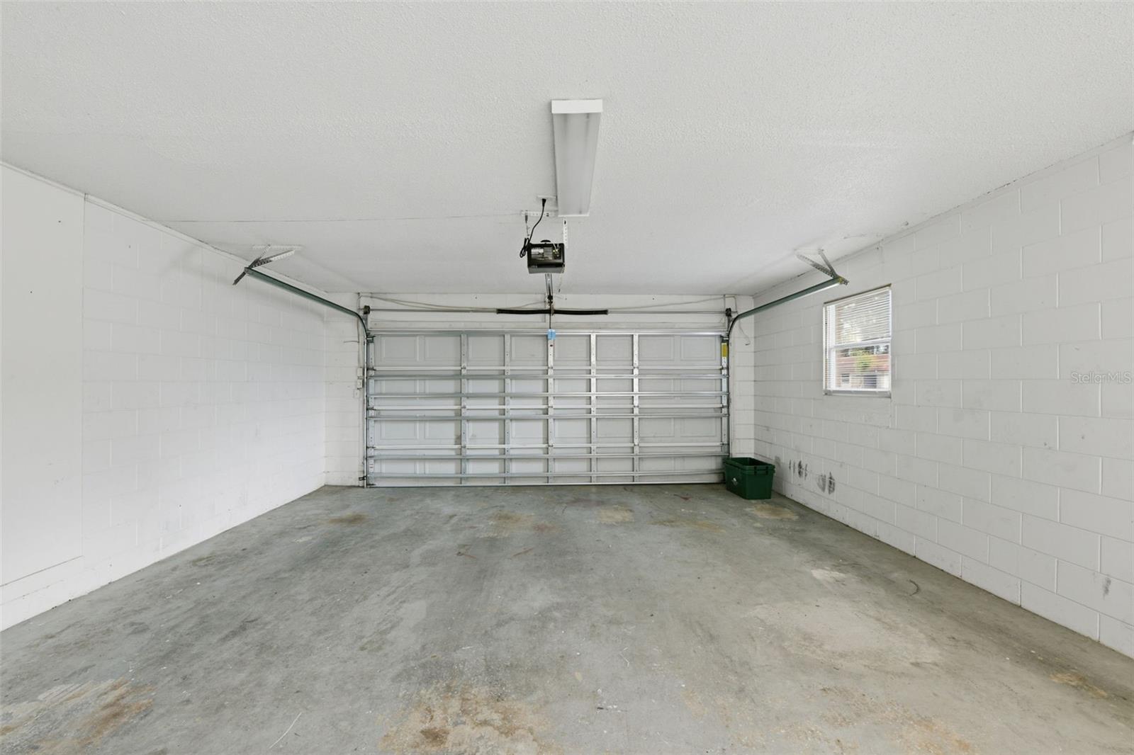 EASTBROOK SUB UNIT 14 - Residential